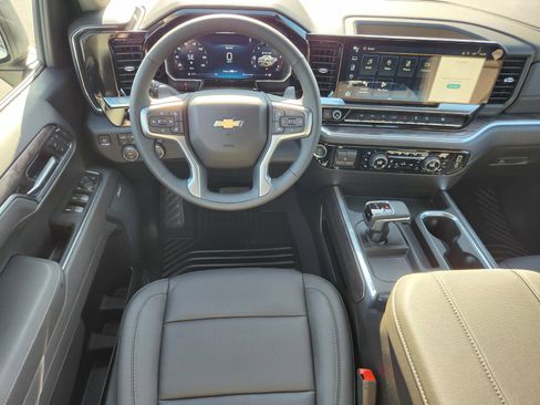 New 2026 Chevrolet Silverado 1500 LTZ w/ LTZ Premium Package image 12