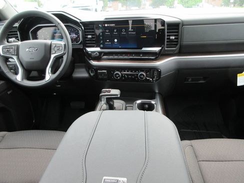 New 2026 Chevrolet Silverado 1500 RST w/ Convenience Package II AWD/4WD image 17