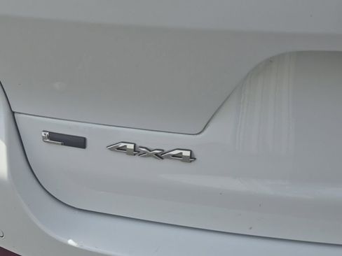 Used 2022 Jeep Grand Cherokee L Overland w/ Luxury Tech Group IV image 7