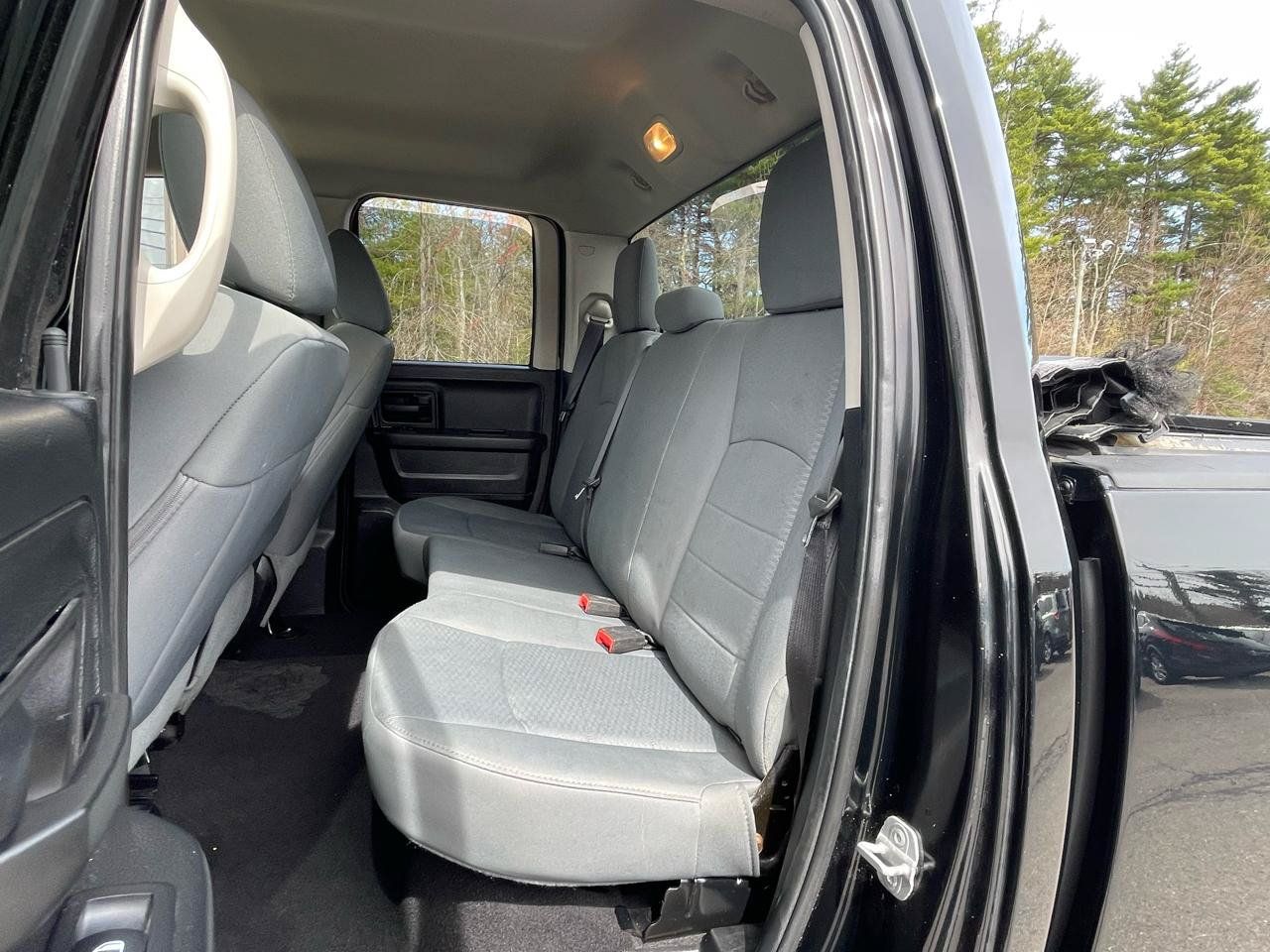 Used 2014 RAM 1500 Express AWD/4WD image 9