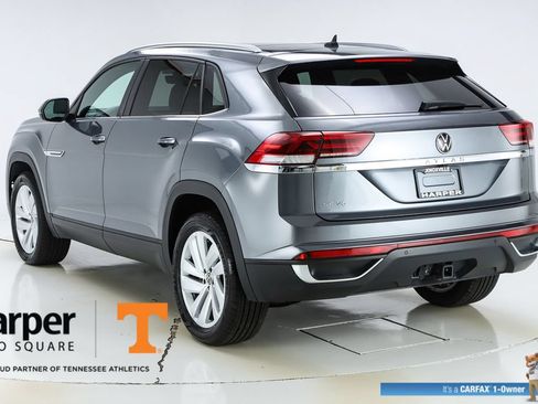 Used 2023 Volkswagen Atlas Cross Sport SE w/ Panoramic Sunroof Package FWD image 46
