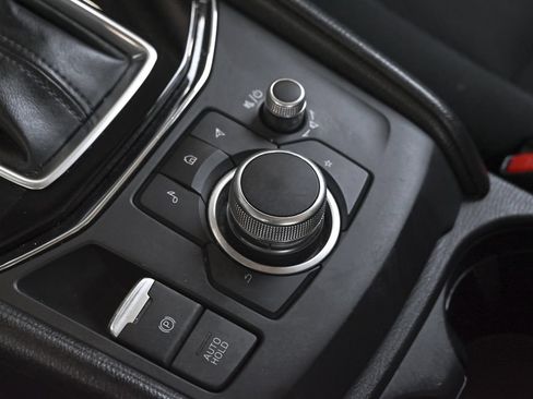 Certified 2021 MAZDA CX-5 Sport FWD image 28
