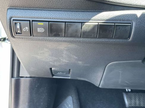 Used 2024 Toyota Corolla LE FWD image 20