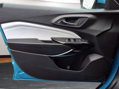 New 2026 Chevrolet Trax LT w/ LT Convenience Package image 16