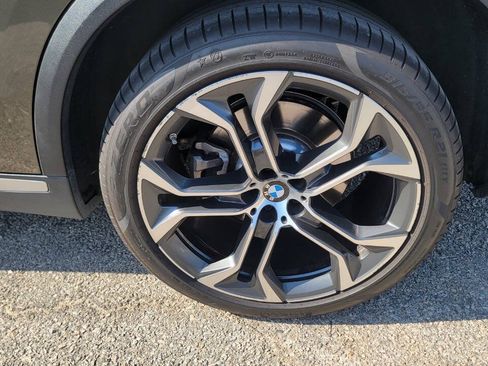 Used 2024 BMW X5 sDrive40i w/ Premium Package RWD image 9