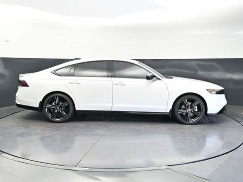 Used 2026 Honda Accord Sport image 4