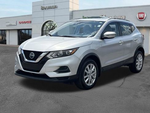 Used 2020 Nissan Rogue Sport SV AWD/4WD image 3