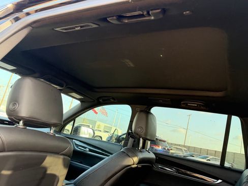 Used 2022 Cadillac XT6 Premium Luxury FWD image 35