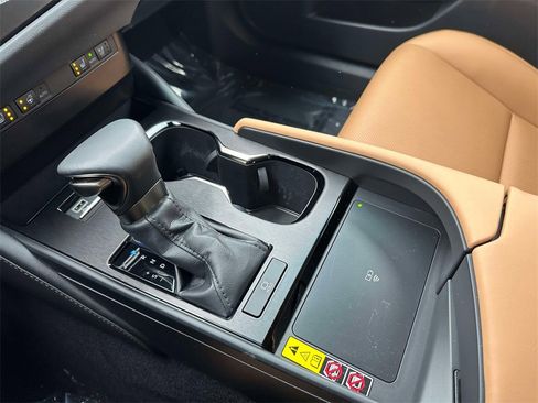 Certified 2023 Lexus ES 350 w/ Premium Package image 26