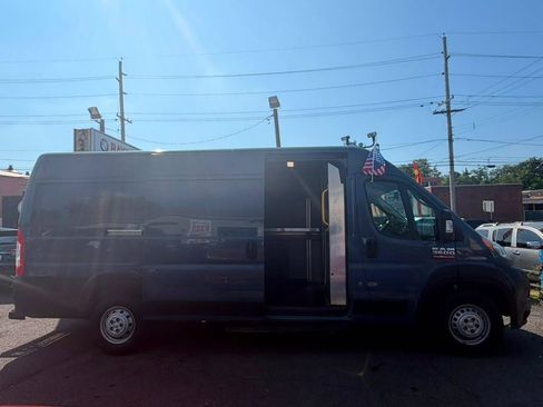 Used 2020 RAM ProMaster 3500 FWD image 2