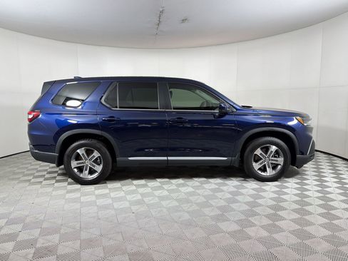 Certified 2025 Honda Pilot EX-L image 8