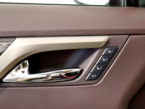 Used 2019 Lexus RX 450h AWD w/ Luxury Package image 21