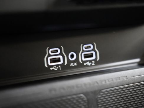 Used 2025 RAM 1500 Big Horn image 31