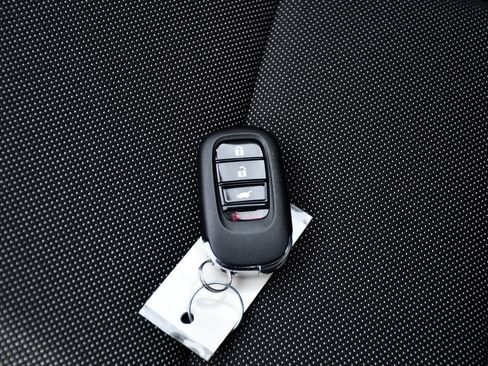 Used 2023 Honda CR-V LX image 18