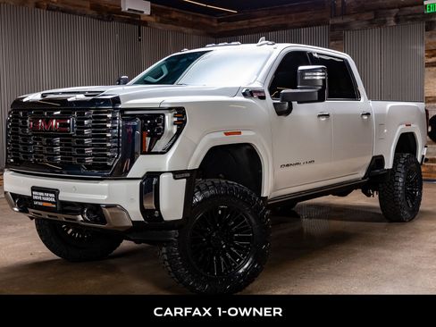 Used 2024 GMC Sierra 2500 Denali w/ Denali Reserve Package image 5