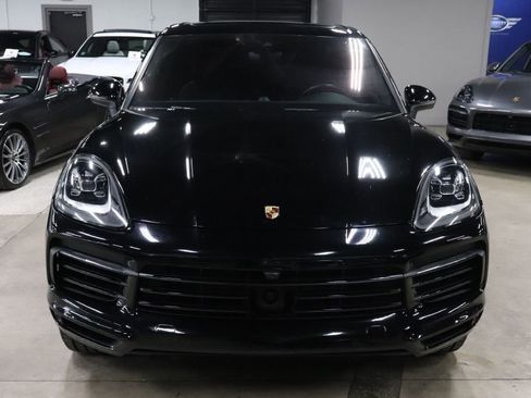 Used 2021 Porsche Cayenne image 9