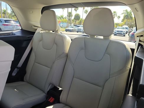 Used 2023 Volvo XC90 B6 Ultimate image 15