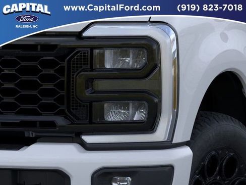 New 2026 Ford F250 Lariat w/ Black Appearance Package image 18