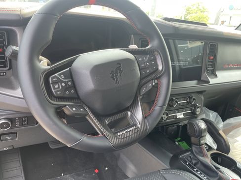 New 2025 Ford Bronco Raptor image 12