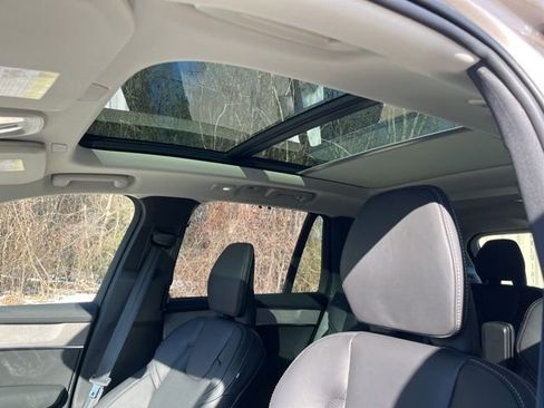 New 2026 Volvo XC90 T8 Ultra w/ Protection Package Premier image 27