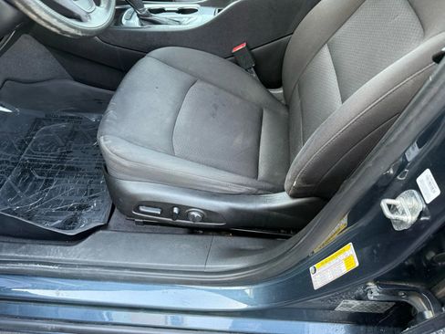 Used 2019 Chevrolet Malibu LT image 9