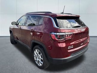 Used 2022 Jeep Compass Latitude video 2