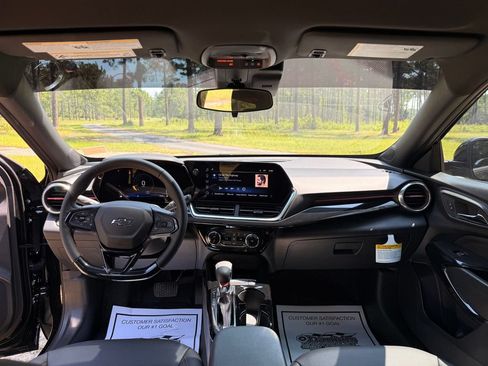 New 2026 Chevrolet Trax RS FWD image 16