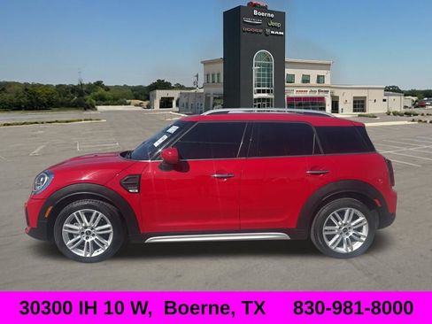 Used 2022 MINI Cooper Countryman FWD image 1