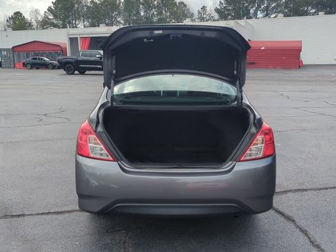 Used 2019 Nissan Versa SV w/ SV Special Edition Package image 6