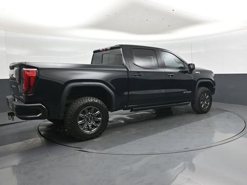 Used 2024 GMC Sierra 1500 AT4X image 4
