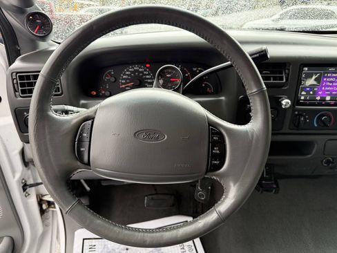 Used 2002 Ford F250 Lariat image 21