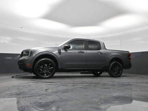 New 2026 Ford Maverick Lariat w/ Black Appearance Package image 32