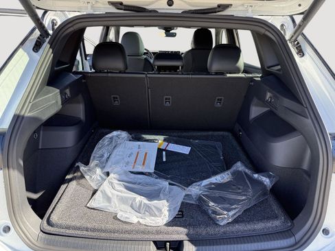 New 2026 Volkswagen Tiguan SE R-Line image 11