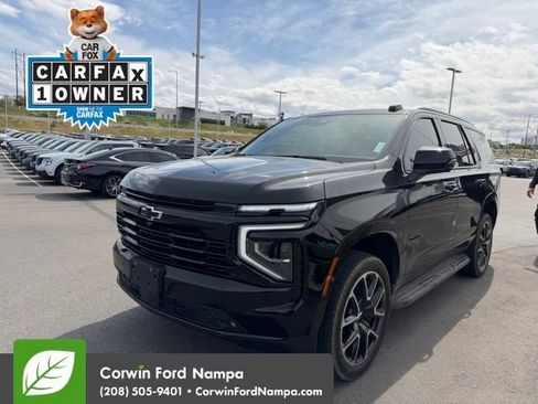 Used 2025 Chevrolet Tahoe RST w/ Comfort Package AWD/4WD image 3