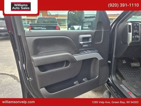 Used 2018 Chevrolet Silverado 2500 LT w/ Midnight Edition AWD/4WD image 10