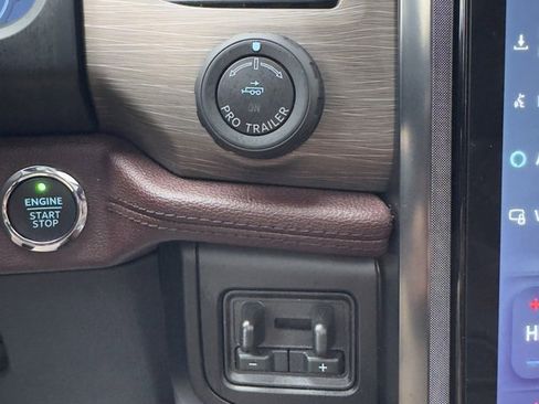 Used 2024 Ford Expedition Max Limited image 26