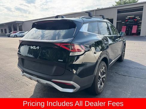 Certified 2025 Kia Sportage EX w/ Premium Package AWD/4WD image 5