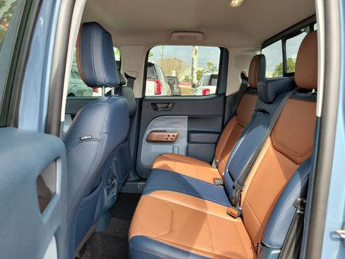 Used 2024 Ford Maverick Lariat w/ 4K Tow Package image 28