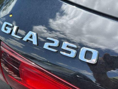 Certified 2023 Mercedes-Benz GLA 250 4MATIC w/ AMG Line Exterior image 17