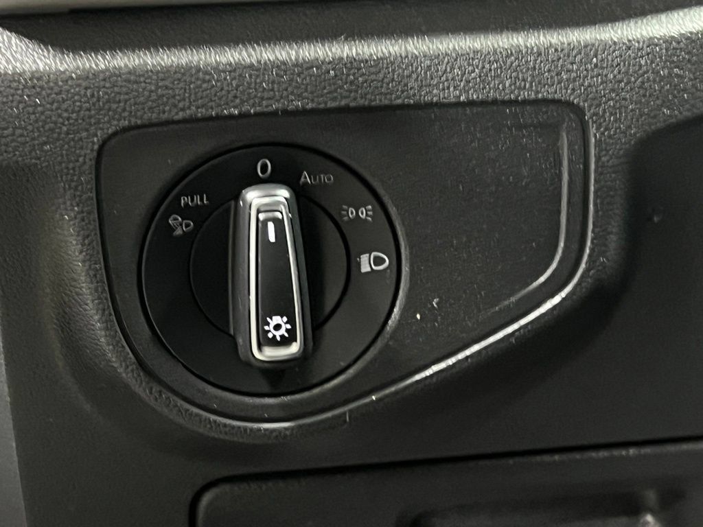 Used 2022 Volkswagen Atlas SE FWD image 24