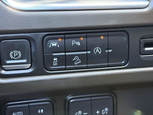 Used 2023 Chevrolet Tahoe Z71 AWD/4WD image 42