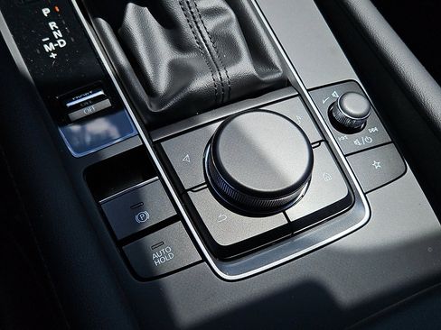 New 2026 MAZDA MAZDA3 2.5 S Sedan w/ Preferred Pkg FWD image 18