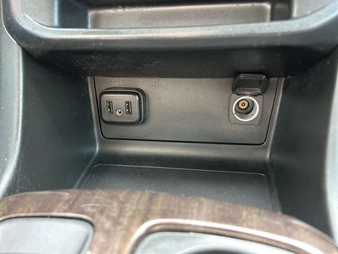 Used 2019 GMC Canyon SLE image 33