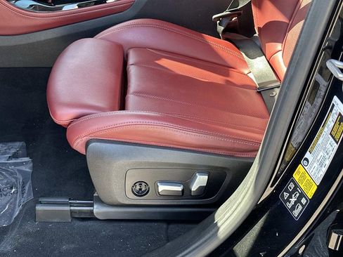 Used 2023 BMW X4 xDrive30i image 27