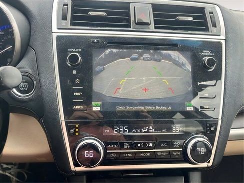 Used 2018 Subaru Outback 3.6R Limited image 21
