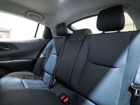 Used 2025 Toyota Prius LE image 30