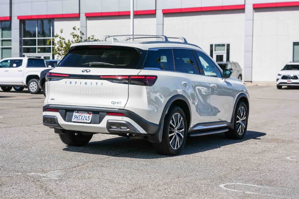 Used 2023 INFINITI QX60 Sensory AWD/4WD image 6
