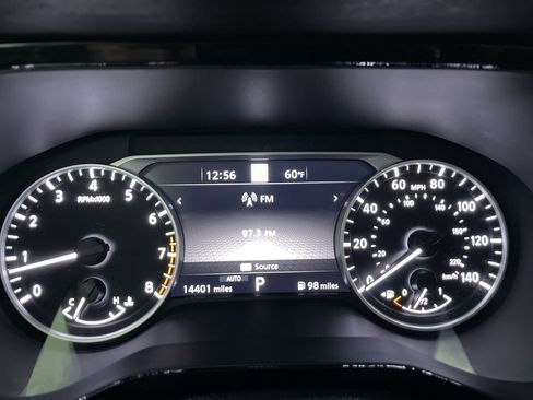 Used 2024 Nissan Pathfinder SL image 19