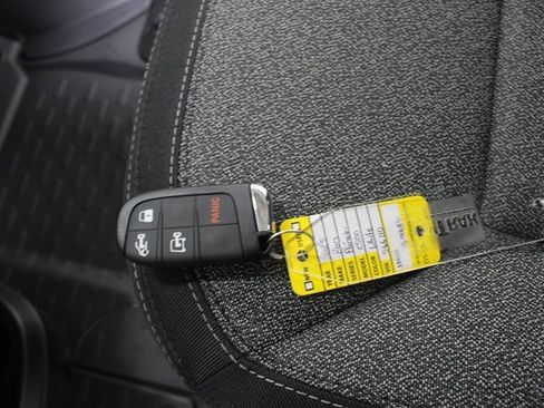 Used 2025 RAM ProMaster 2500 w/ Storage Group image 7