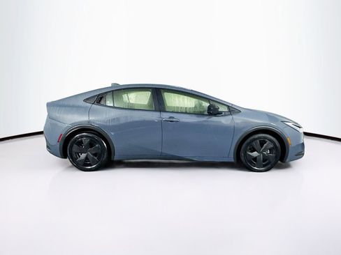 Used 2024 Toyota Prius LE image 11